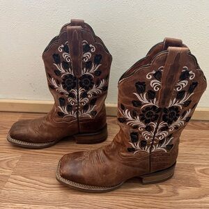 Dan Post Tan Floral Heeled Boots